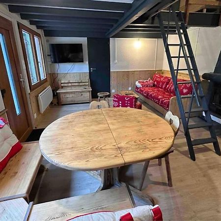 הוילה Métabief Charmant Chalet Le Bouton D'Or מראה חיצוני תמונה