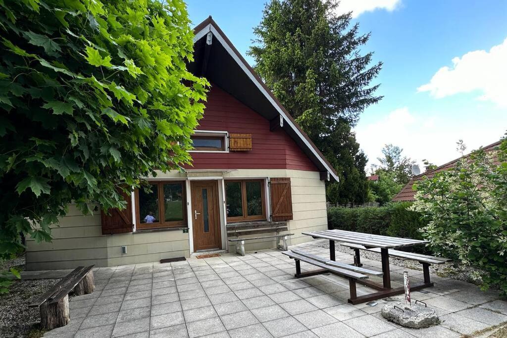 הוילה Métabief Charmant Chalet Le Bouton D'Or מראה חיצוני תמונה